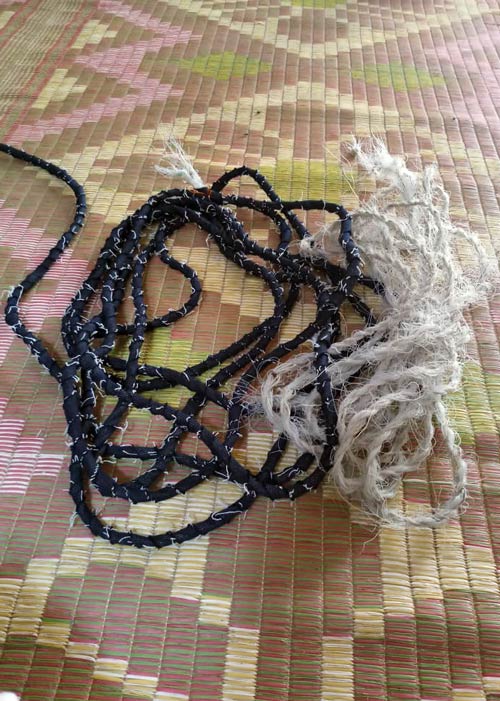 Ghost net dog leash base