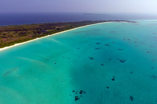 Kelaa beach and lagoon, Maldives. Photo by Ali Naxim.