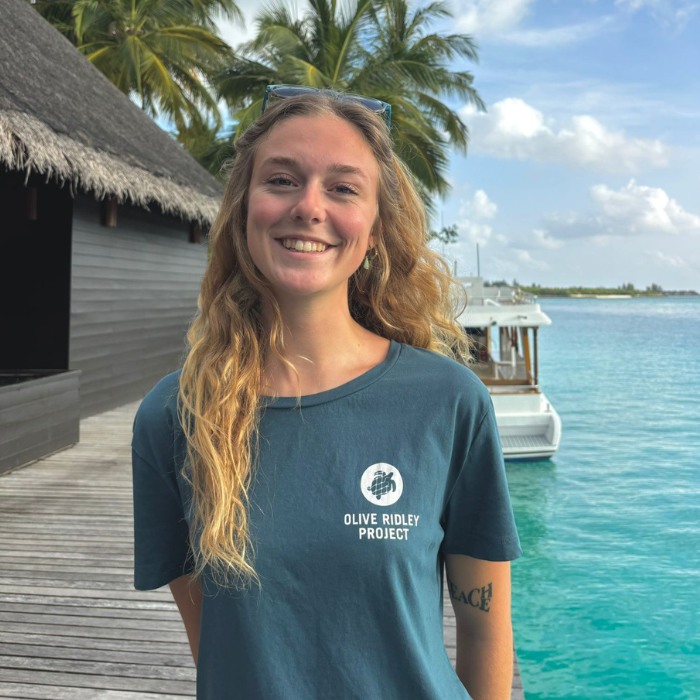 Erin Doherty. Sea Turtle Biologist, North Malé Atoll. Portrait.