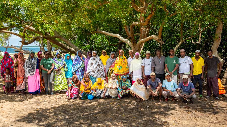 Group photo of the female leaders of Funzy BMU during a Balozi wa Kasa event