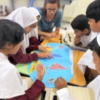 Little sea turtle detectives on the trail! With Jasmine’s help, these curious kids are identifying sea turtle species and their habitats, one shell at a time.